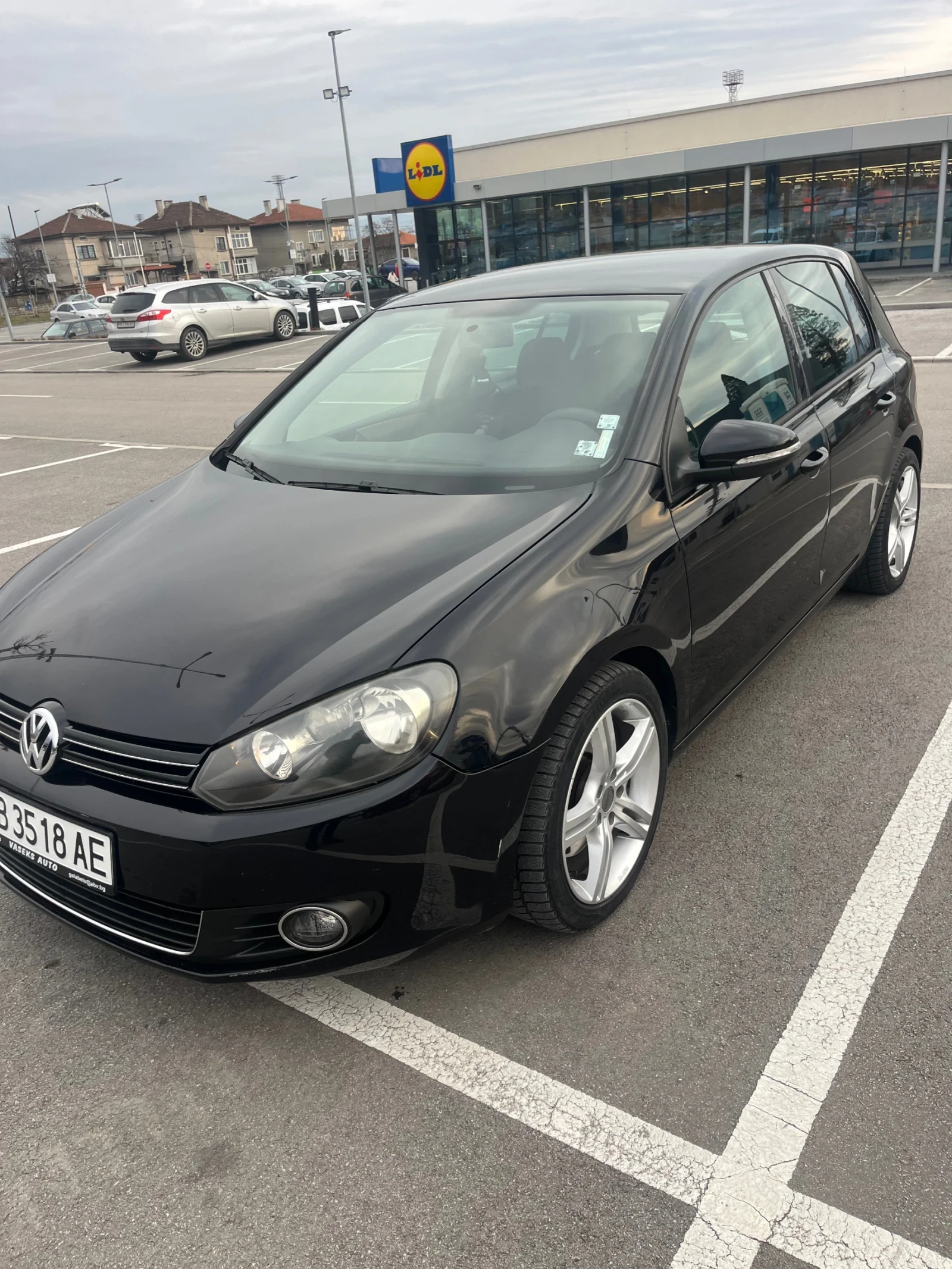 VW Golf, снимка 4 - Автомобили и джипове - 53829002