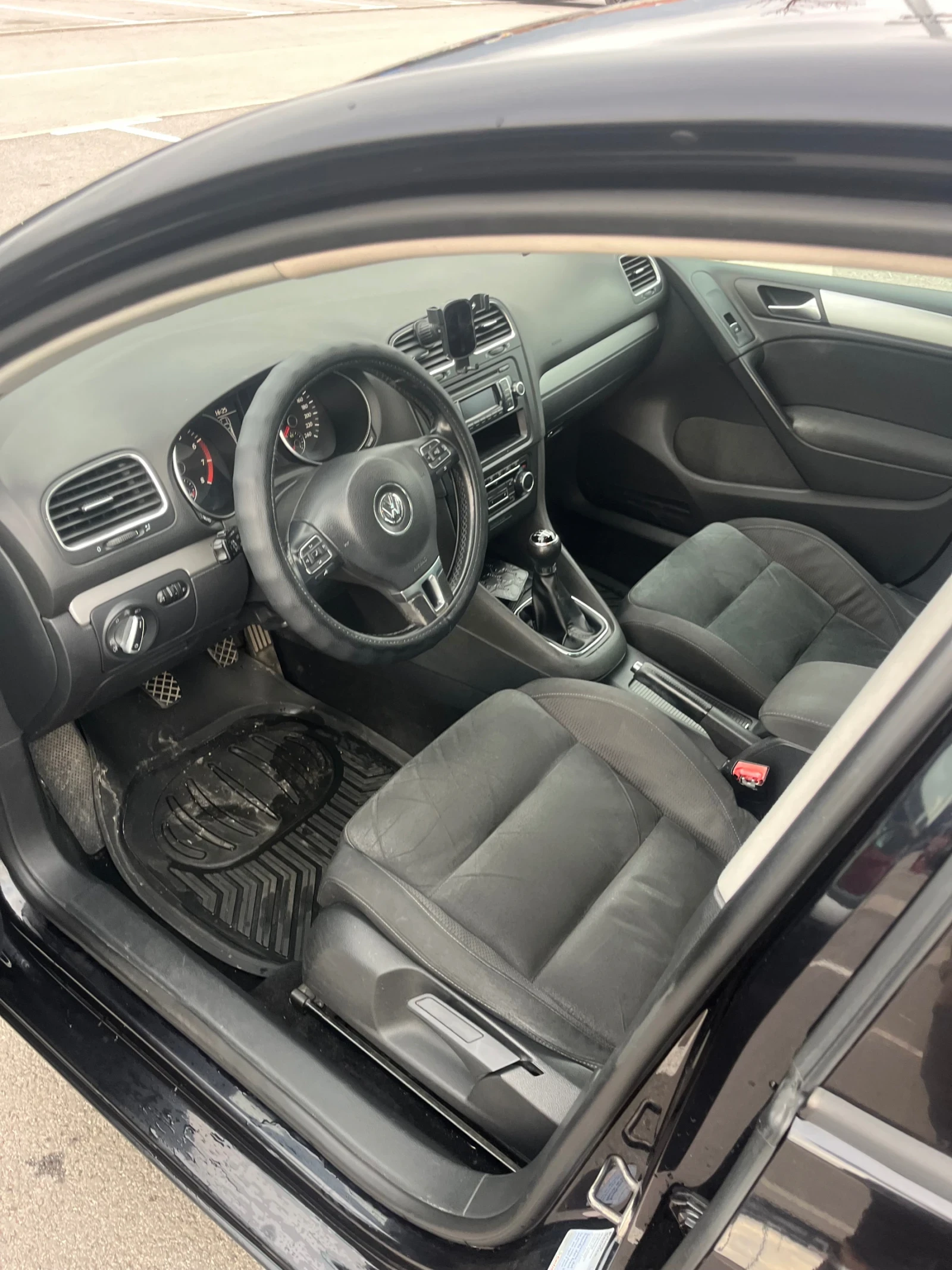 VW Golf, снимка 6 - Автомобили и джипове - 53829002