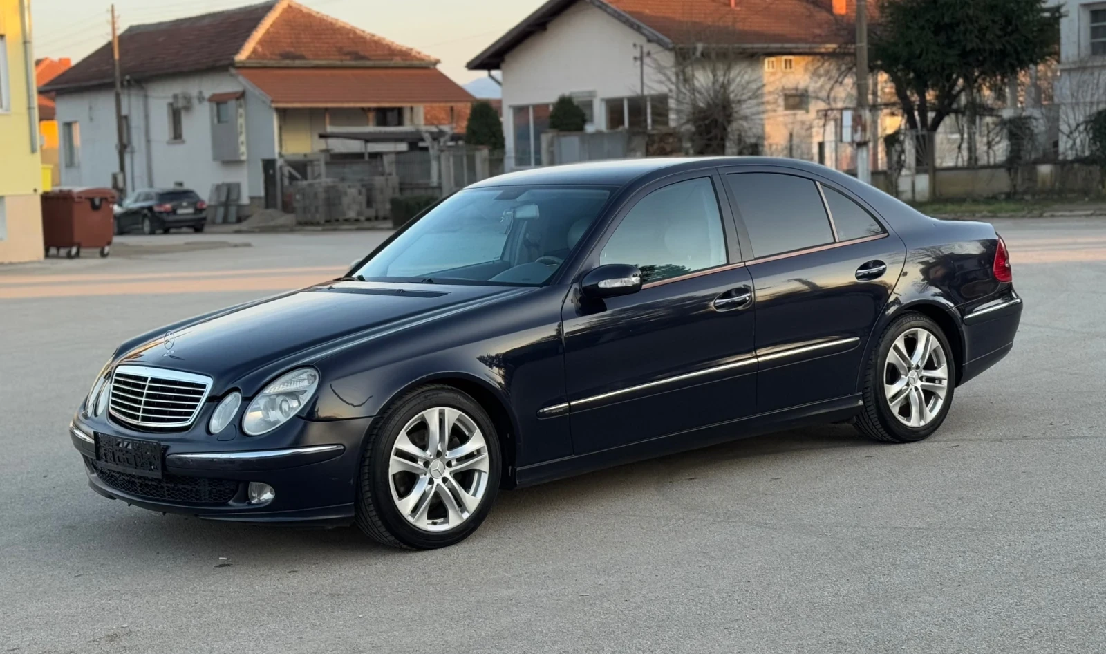 Mercedes-Benz E 270, снимка 2 - Автомобили и джипове - 53830251