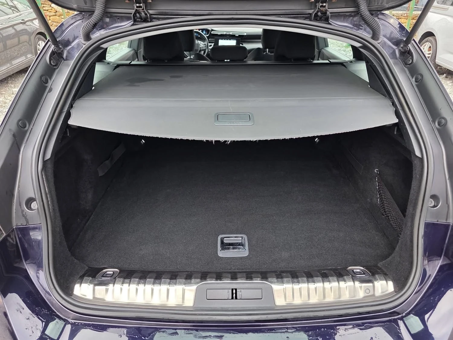 Peugeot 508 1.5HDI 130K.C./ ВИРТУАЛНО ТАБЛО / 360 КАМЕРИ /, снимка 15 - Автомобили и джипове - 53921851