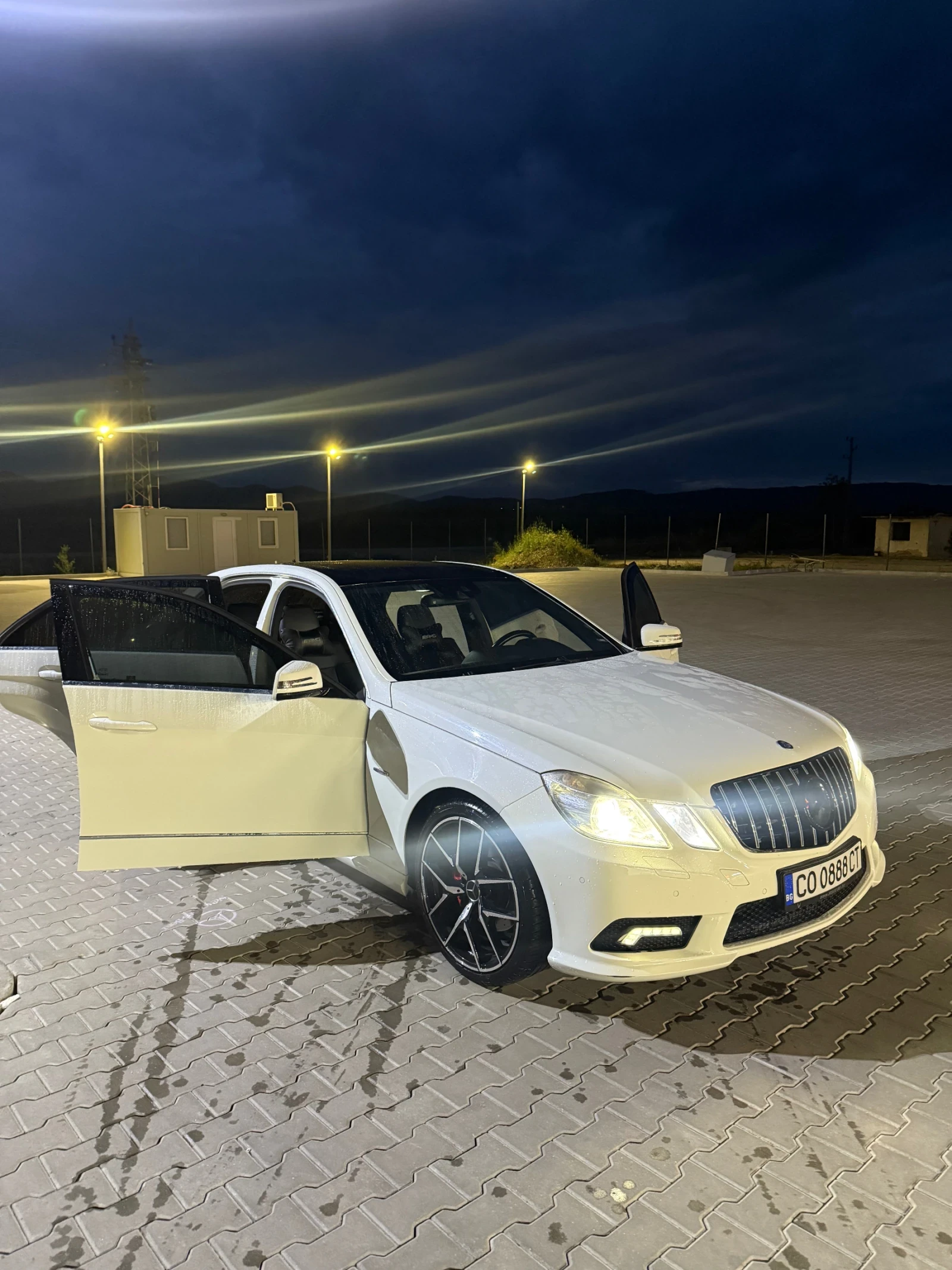 Mercedes-Benz E 350 Mercedes E350 AMG Pack 7G , снимка 2 - Автомобили и джипове - 53930130