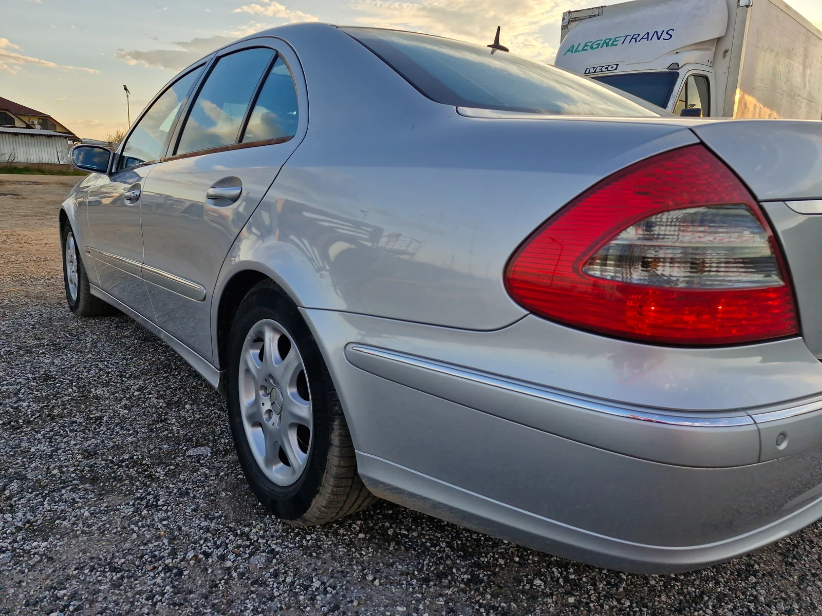 Mercedes-Benz E 320 E320cdi, снимка 3 - Автомобили и джипове - 54121106