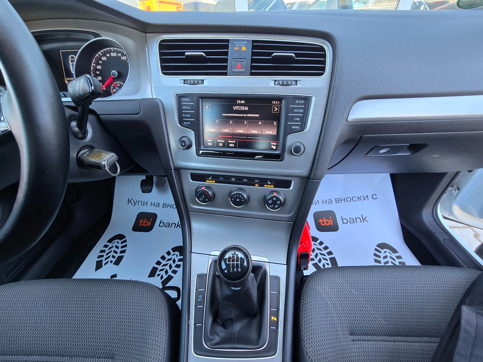 VW Golf 7 BLUEMOTION !! , снимка 14 - Автомобили и джипове - 54210668