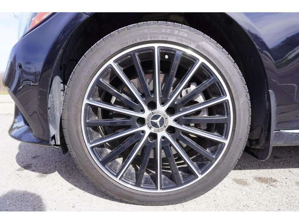 Mercedes-Benz C 300 WAGON / NO ACCIDENTS / SPORT PACKAGE / LOADED , снимка 9 - Автомобили и джипове - 54219339