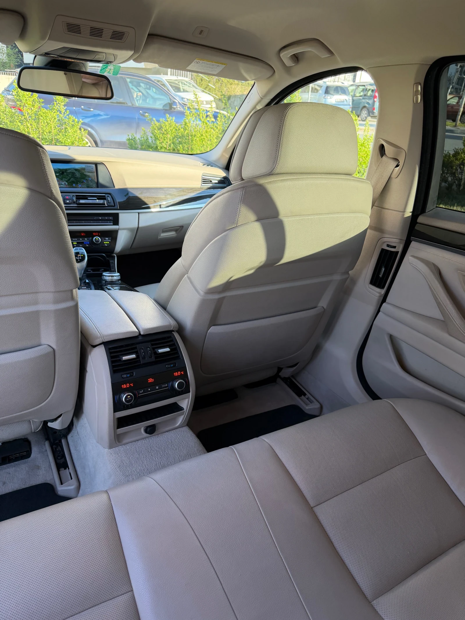 BMW 550 I X DRIVE ШВЕЙЦАРИЯ, снимка 12 - Автомобили и джипове - 54334265