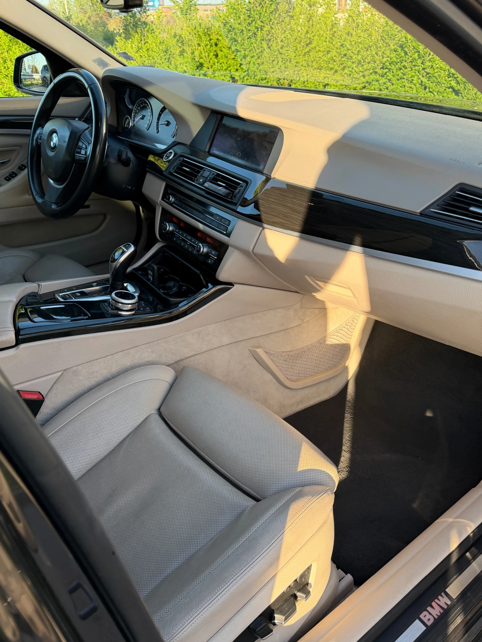 BMW 550 I X DRIVE ШВЕЙЦАРИЯ, снимка 11 - Автомобили и джипове - 54334265