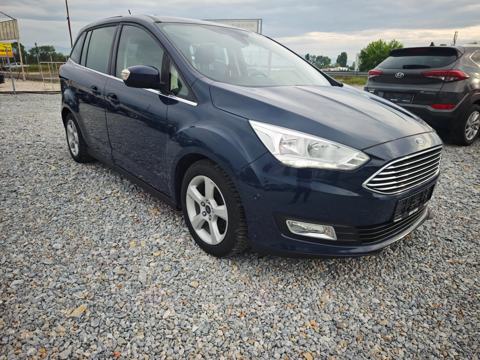 Ford Grand C-Max 1.5i 150к.с автоматик, снимка 3 - Автомобили и джипове - 54458507