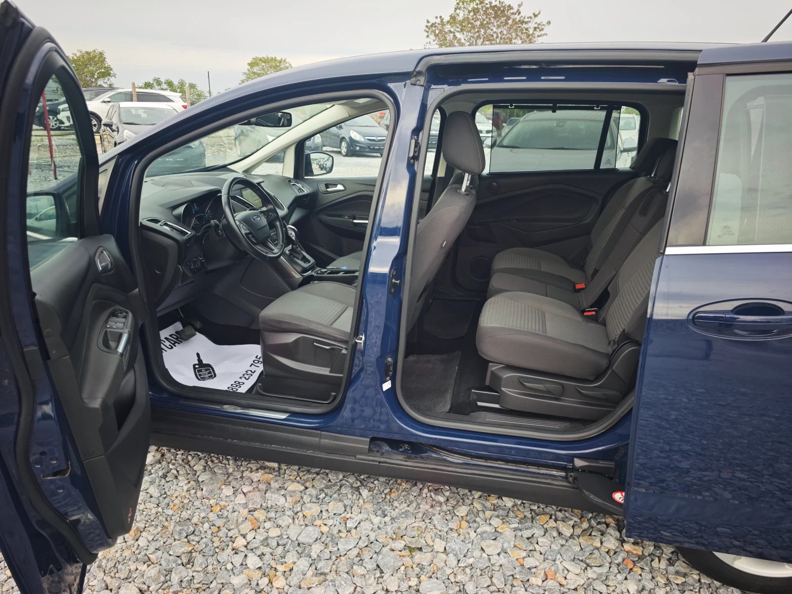 Ford Grand C-Max 1.5i 150к.с автоматик, снимка 11 - Автомобили и джипове - 54458507