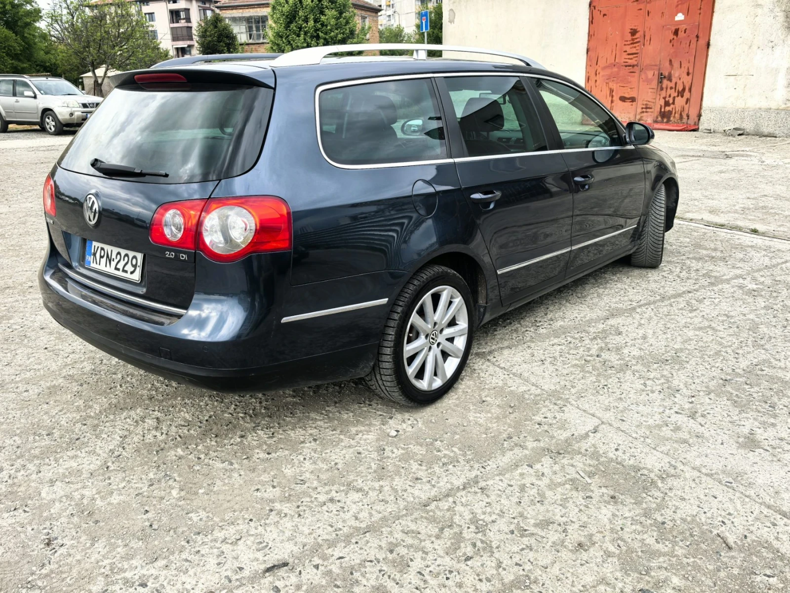 VW Passat 2.0TDI Highline, снимка 5 - Автомобили и джипове - 54502645
