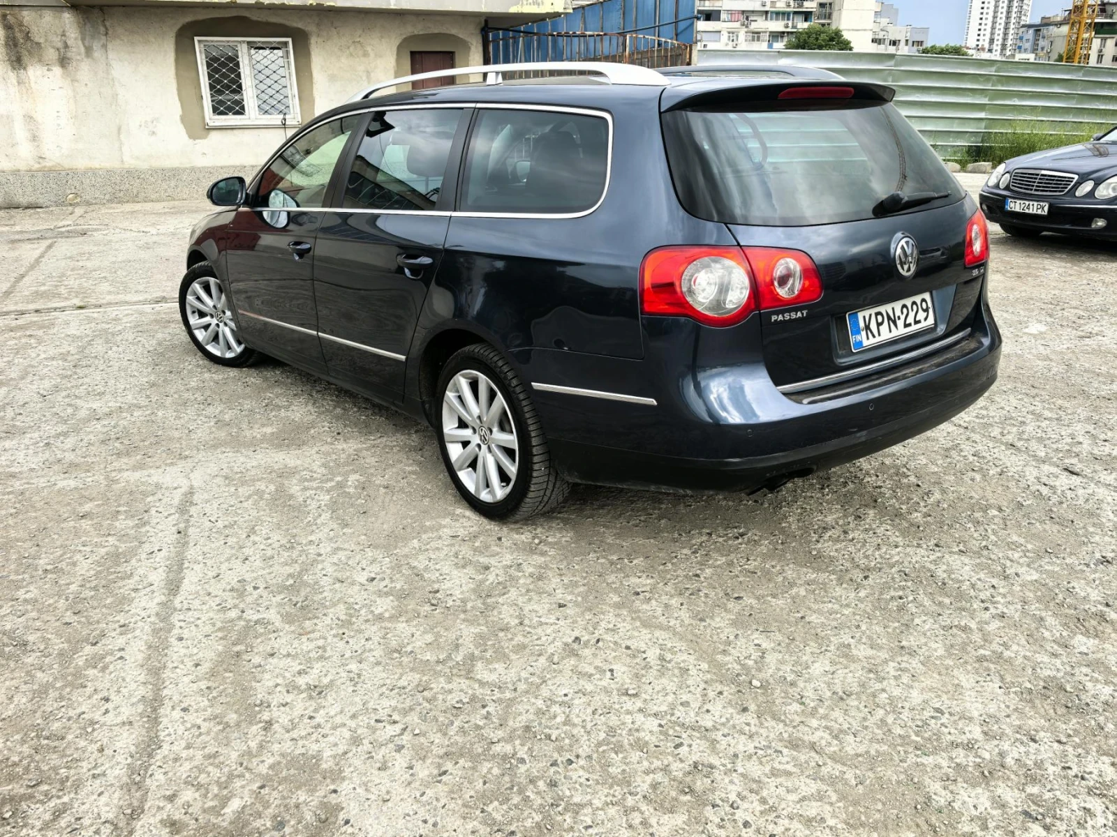 VW Passat 2.0TDI Highline, снимка 7 - Автомобили и джипове - 54502645