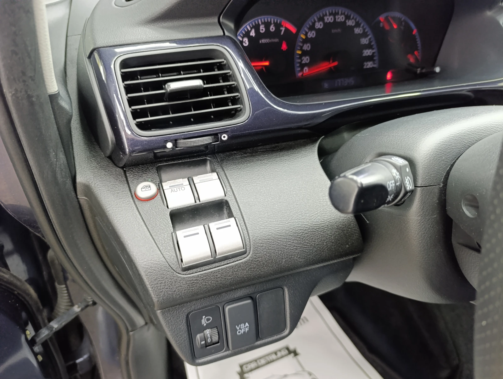 Honda Fr-v 1.8i 6м. 6ск., снимка 15 - Автомобили и джипове - 54538399