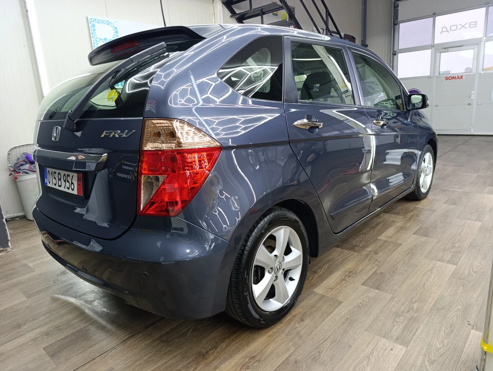 Honda Fr-v 1.8i 6м. 6ск., снимка 3 - Автомобили и джипове - 54538399