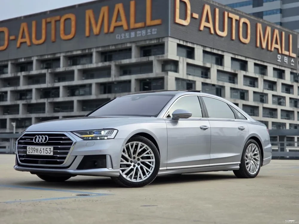 Audi A8 3.0 TFSI Quattro V6, Distronic, HeadUP, Обдух, TV