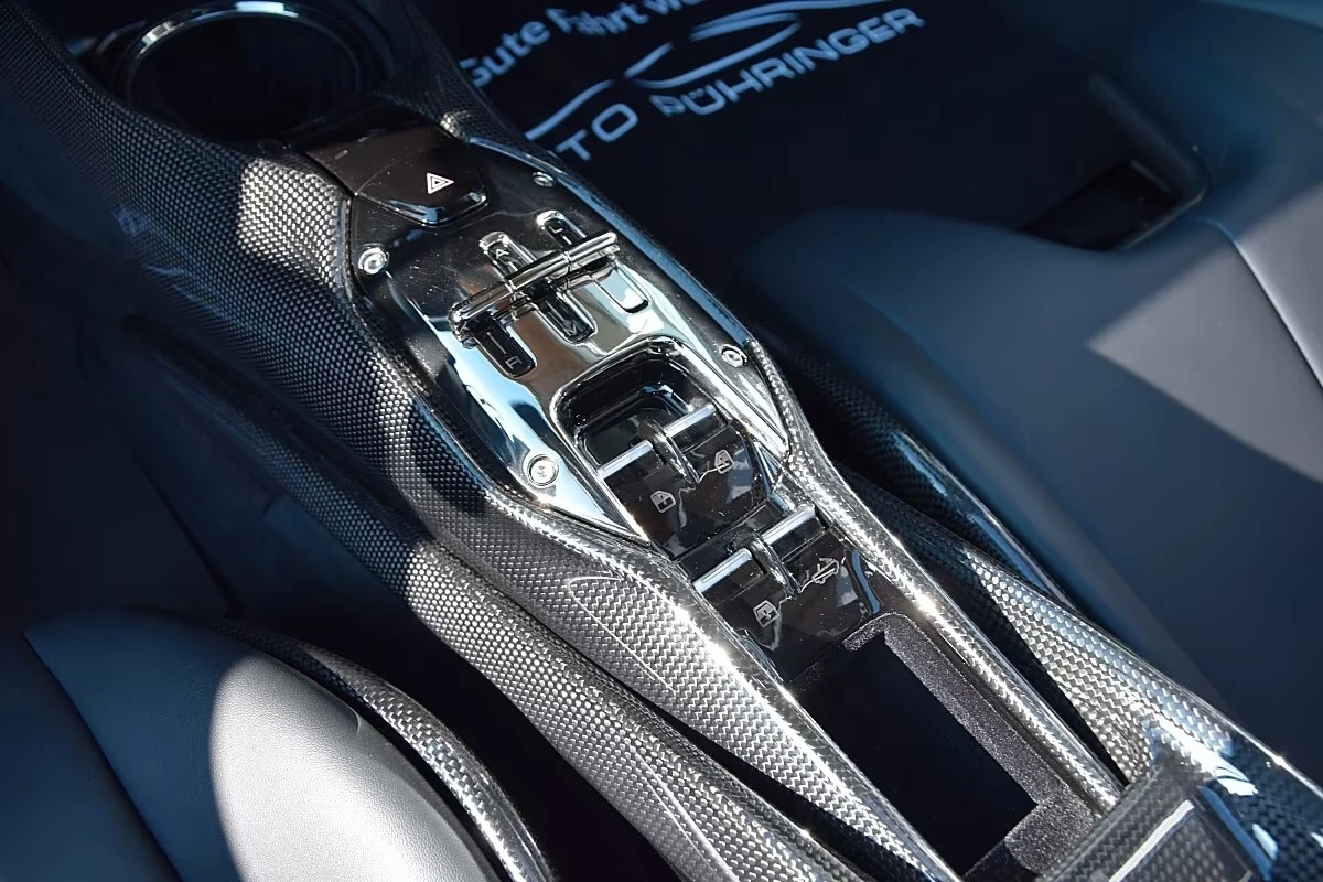 Ferrari SF 90 SPIDER/ CARBON / JBL / ASSETTO FIORANO / CERAMIC, снимка 15 - Автомобили и джипове - 54972145