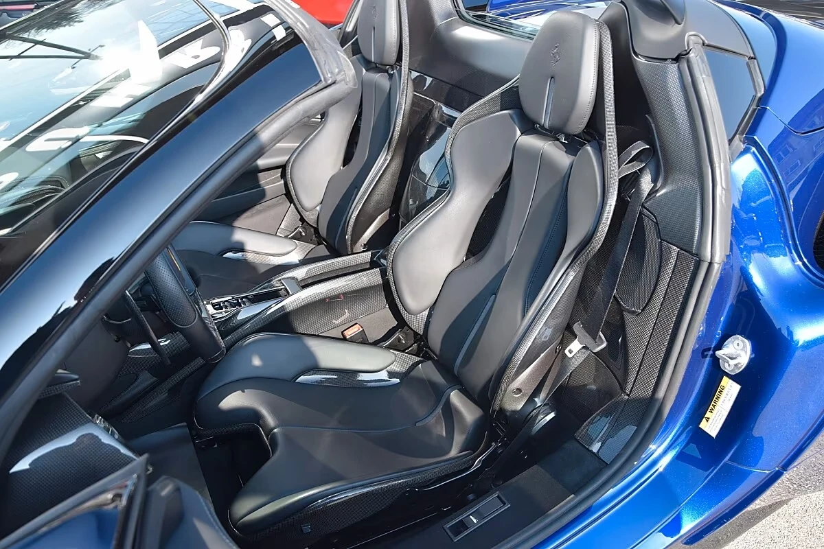 Ferrari SF 90 SPIDER/ CARBON / JBL / ASSETTO FIORANO / CERAMIC, снимка 8 - Автомобили и джипове - 54972145