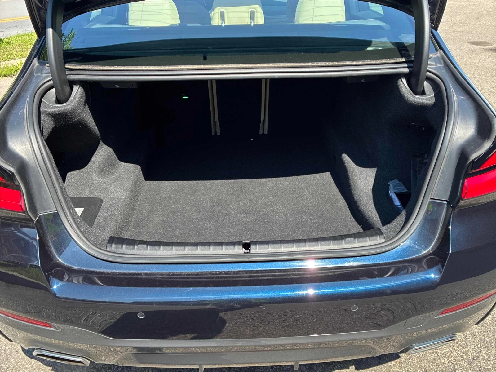 BMW 530 HARMAN KARDON* HEAD-UP* ПОДГРЕВ* 2 КЛЮЧА, снимка 14 - Автомобили и джипове - 55080370