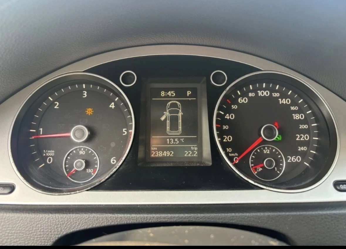 VW Passat 2.0-170кс, автоматик, снимка 13 - Автомобили и джипове - 55354250