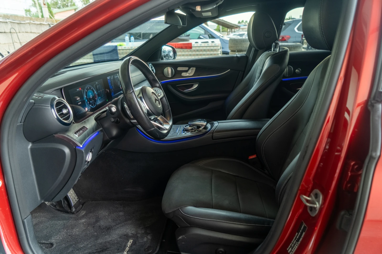 Mercedes-Benz E 400 D = V6 = MULTIBEAM = BURMASTER = FULL = ЛИЗИНГ, снимка 8 - Автомобили и джипове - 55816001