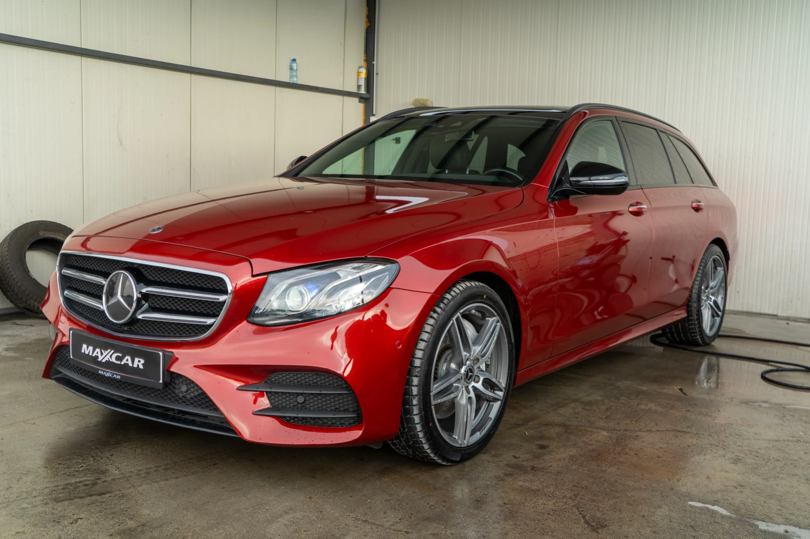Mercedes-Benz E 400 D = V6 = MULTIBEAM = BURMASTER = FULL = ЛИЗИНГ, снимка 2 - Автомобили и джипове - 55816001