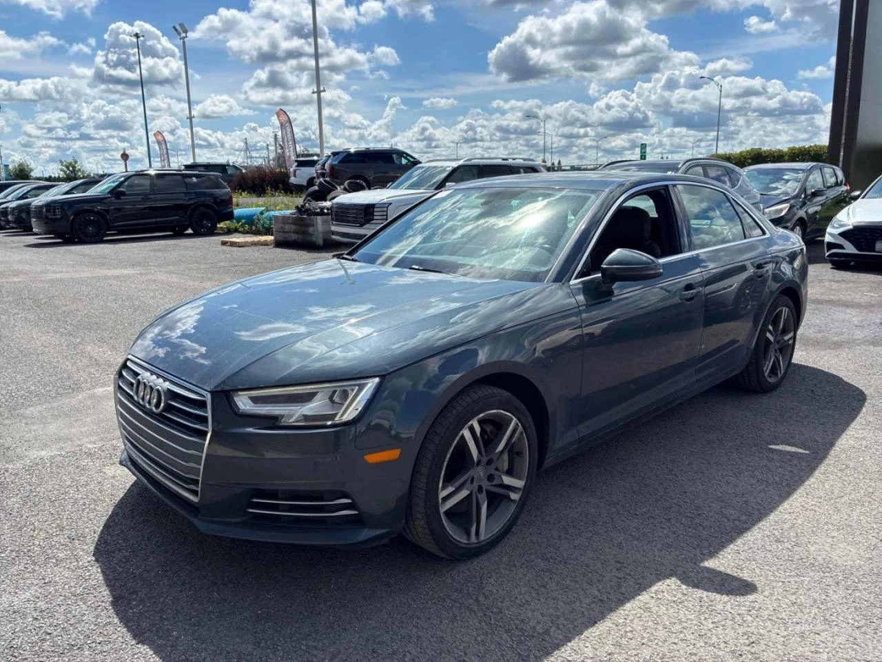 Audi A4 Technik* B&O* Digital* 360* Автокредит