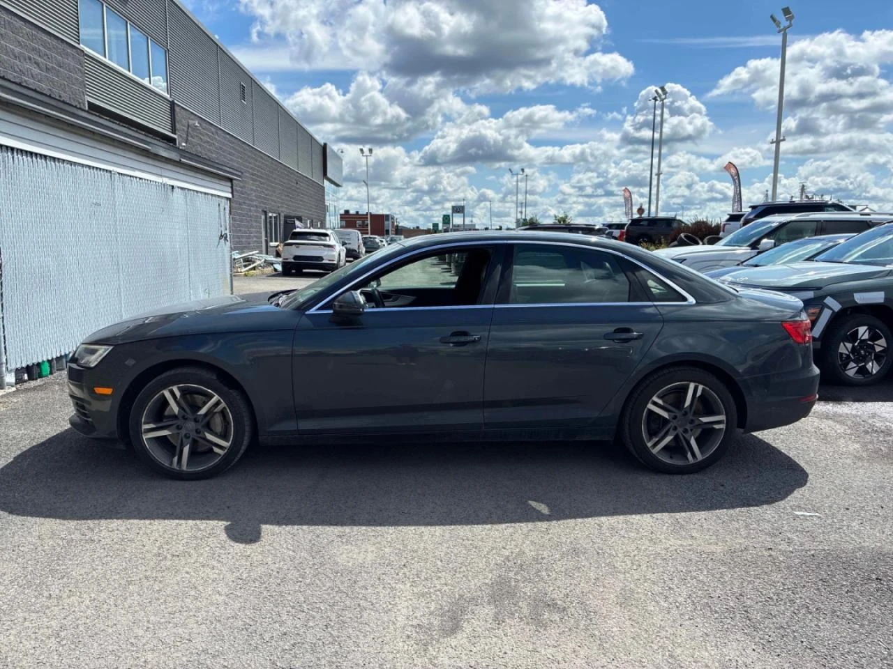 Audi A4 Technik* B&O* Digital* 360* Автокредит, снимка 5 - Автомобили и джипове - 55868034