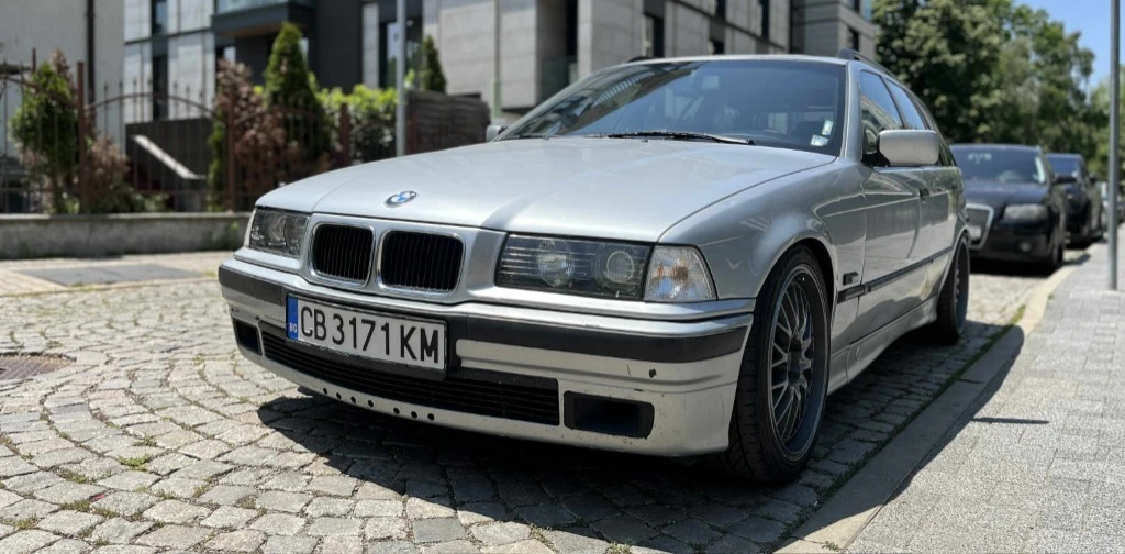 BMW 320 ///M50B30 ITB, снимка 2 - Автомобили и джипове - 56088000