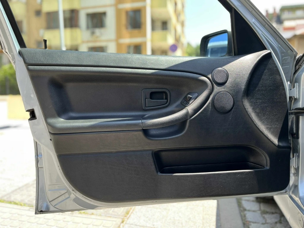 BMW 320 ///M50B30 ITB, снимка 11 - Автомобили и джипове - 56088000