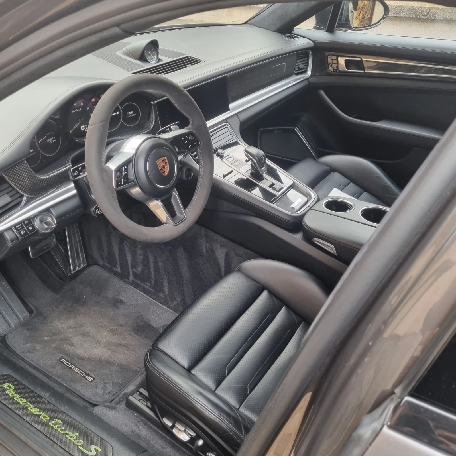 Porsche Panamera, снимка 9 - Автомобили и джипове - 56432179