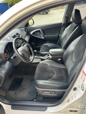 Toyota Rav4 2.2 150к.с. ПЕРФЕКТНА, снимка 6