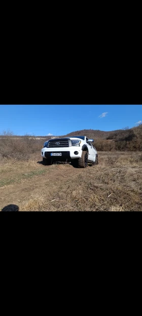 Toyota Tundra 5.7 | Mobile.bg    3