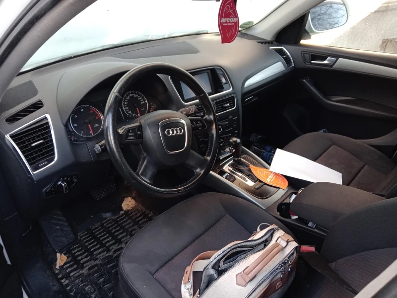 Audi Q5 3.0 D, снимка 4 - Автомобили и джипове - 52845477
