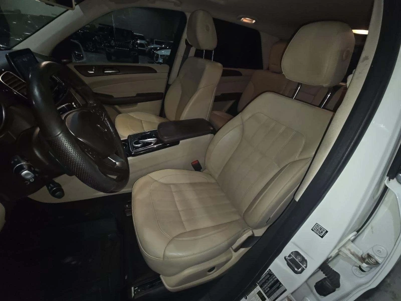 Mercedes-Benz GLE 400, снимка 6 - Автомобили и джипове - 53270975