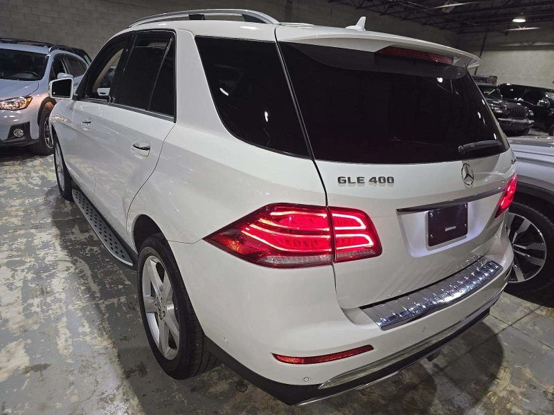 Mercedes-Benz GLE 400, снимка 2 - Автомобили и джипове - 53270975
