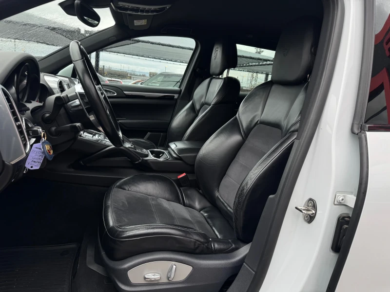 Porsche Cayenne 3.0D-MATRIX-BOSE-ПОДГРЕВ-КАМЕРА-ТОП, снимка 9 - Автомобили и джипове - 53393532