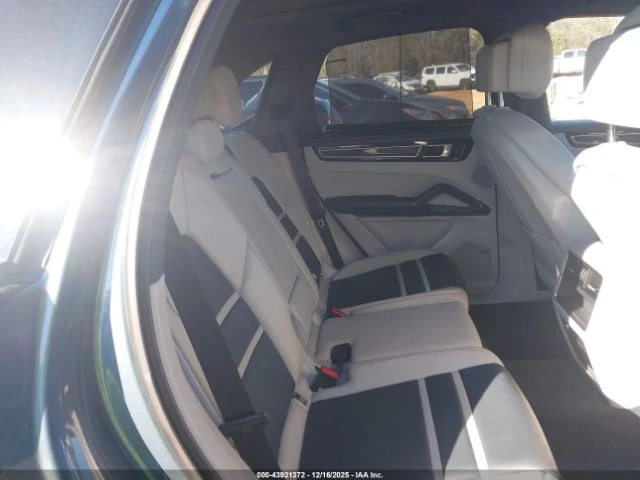 Porsche Cayenne V6* ПАНО* MATRIX* KEYLESS* BOSE* , снимка 10 - Автомобили и джипове - 53006565