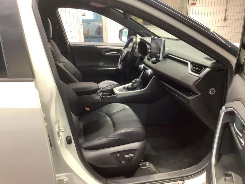Toyota Rav4, снимка 11 - Автомобили и джипове - 54910293