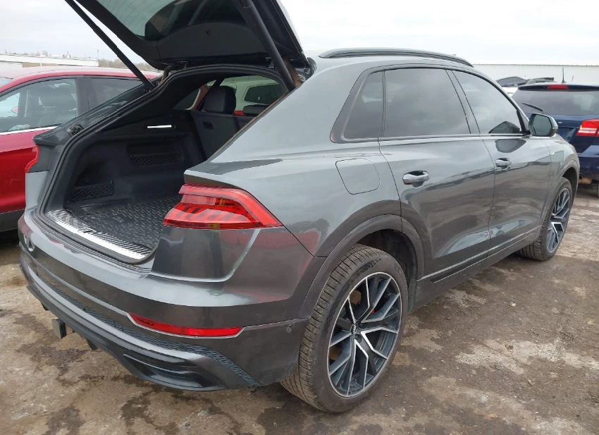 Audi Q8 PRESTIGE* Matrix* B&O* 360* Дистроник* Обдух* Пано - изображение 5
