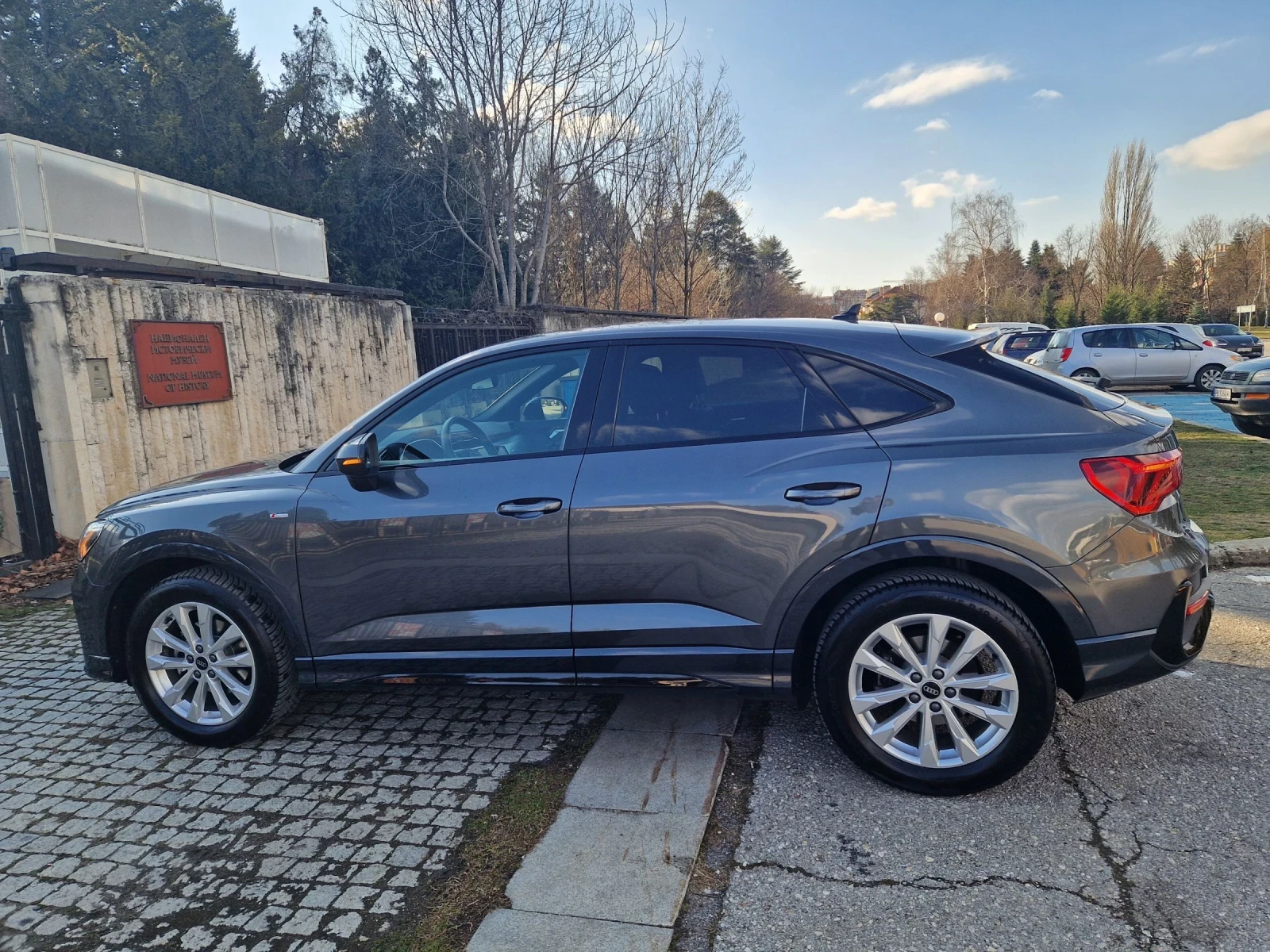 Audi Q3 SPORT BACK S-LINE - изображение 3