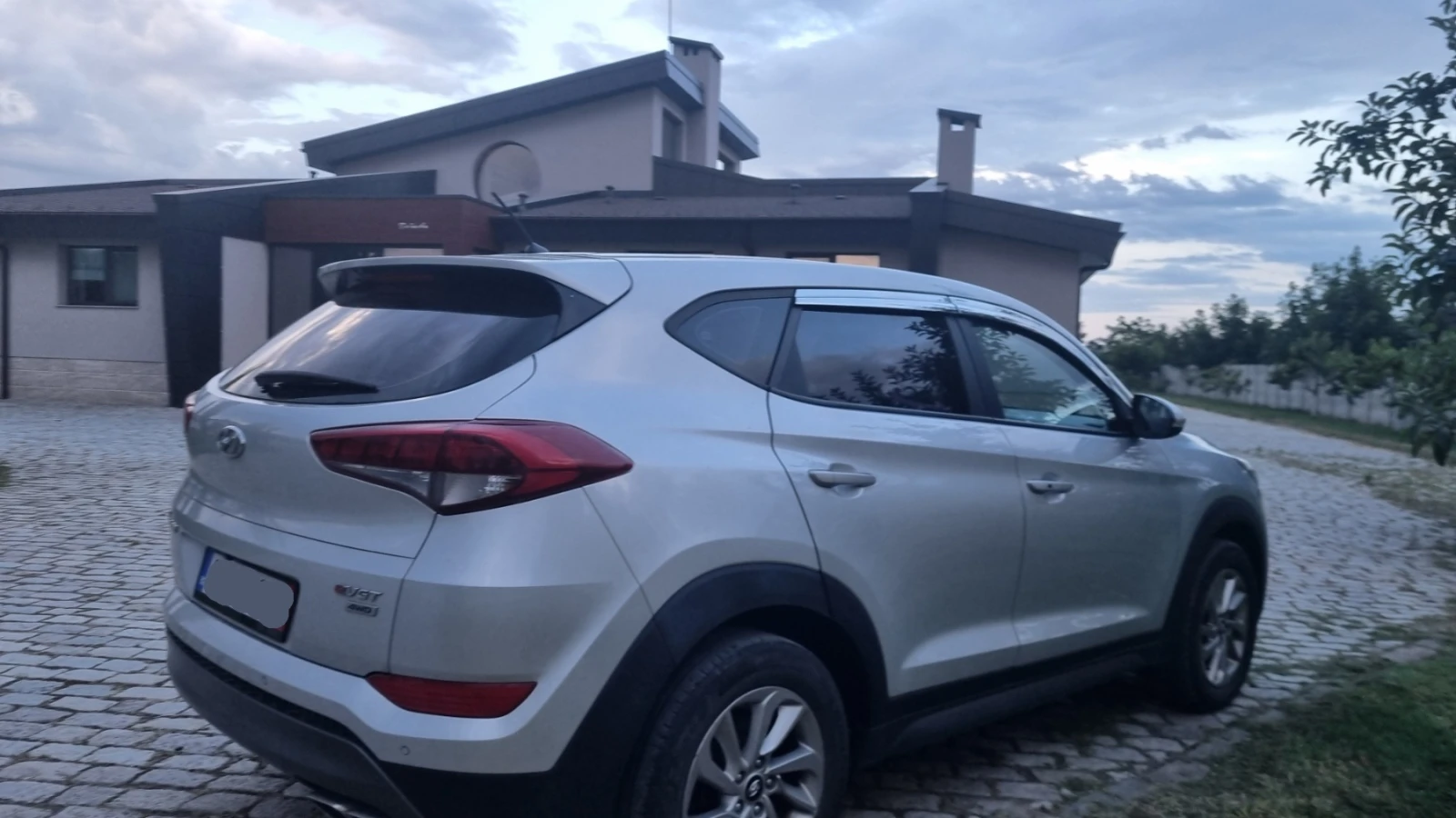 Hyundai Tucson 2.0  185кс  4х4 - изображение 8