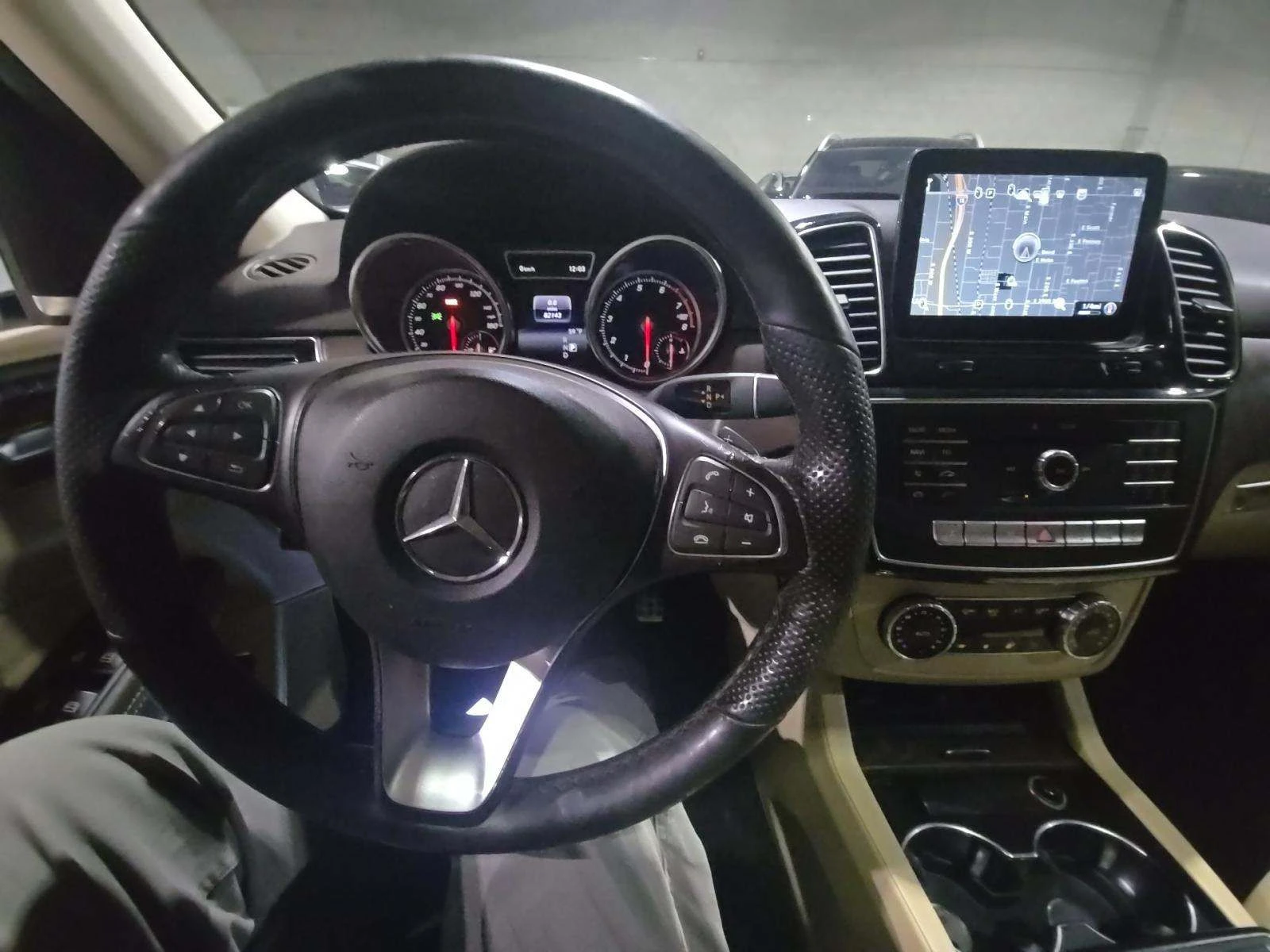 Mercedes-Benz GLE 400  - изображение 10