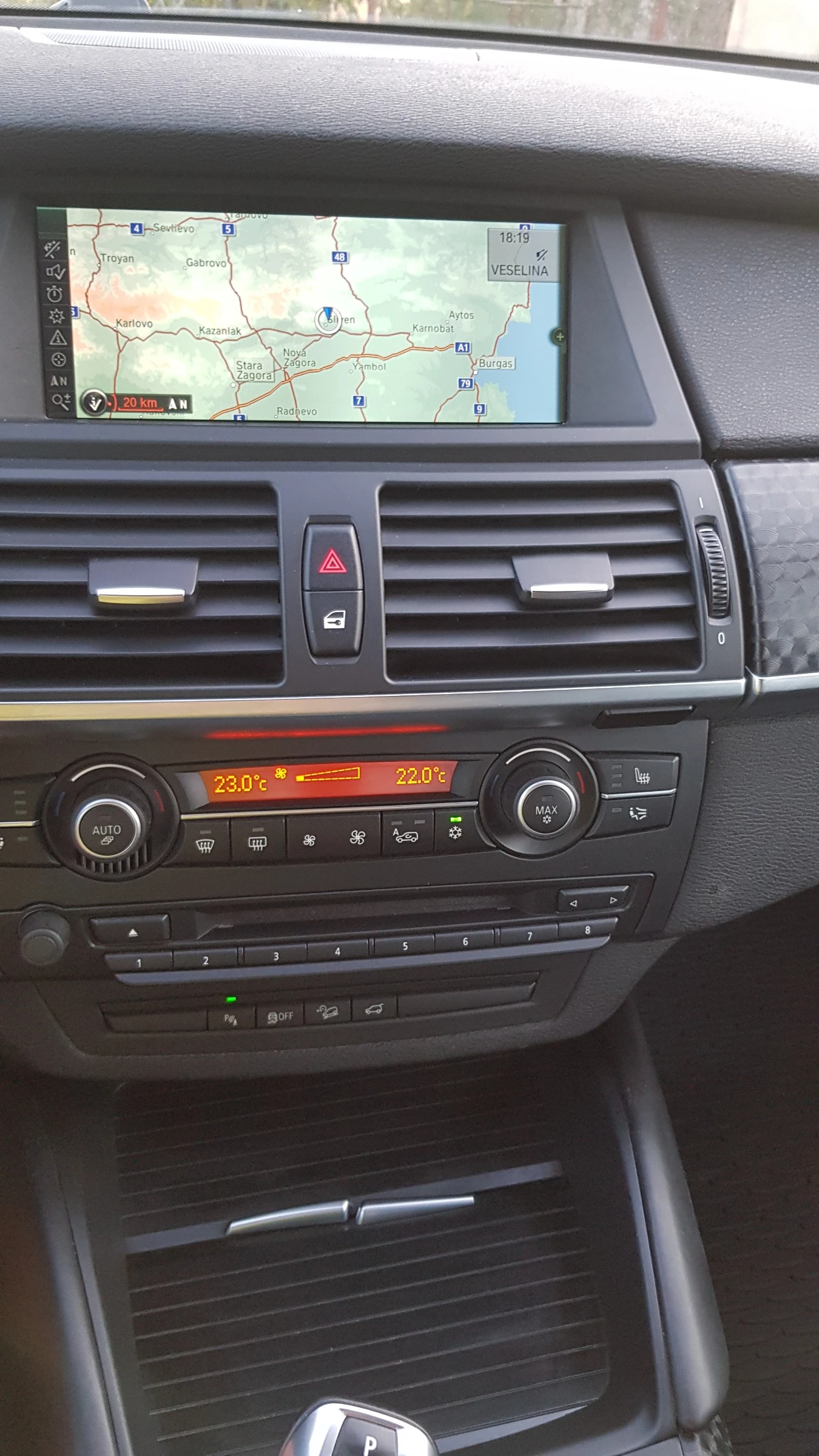 BMW X6 M Sportpaket 4D, снимка 14 - Автомобили и джипове - 53918085