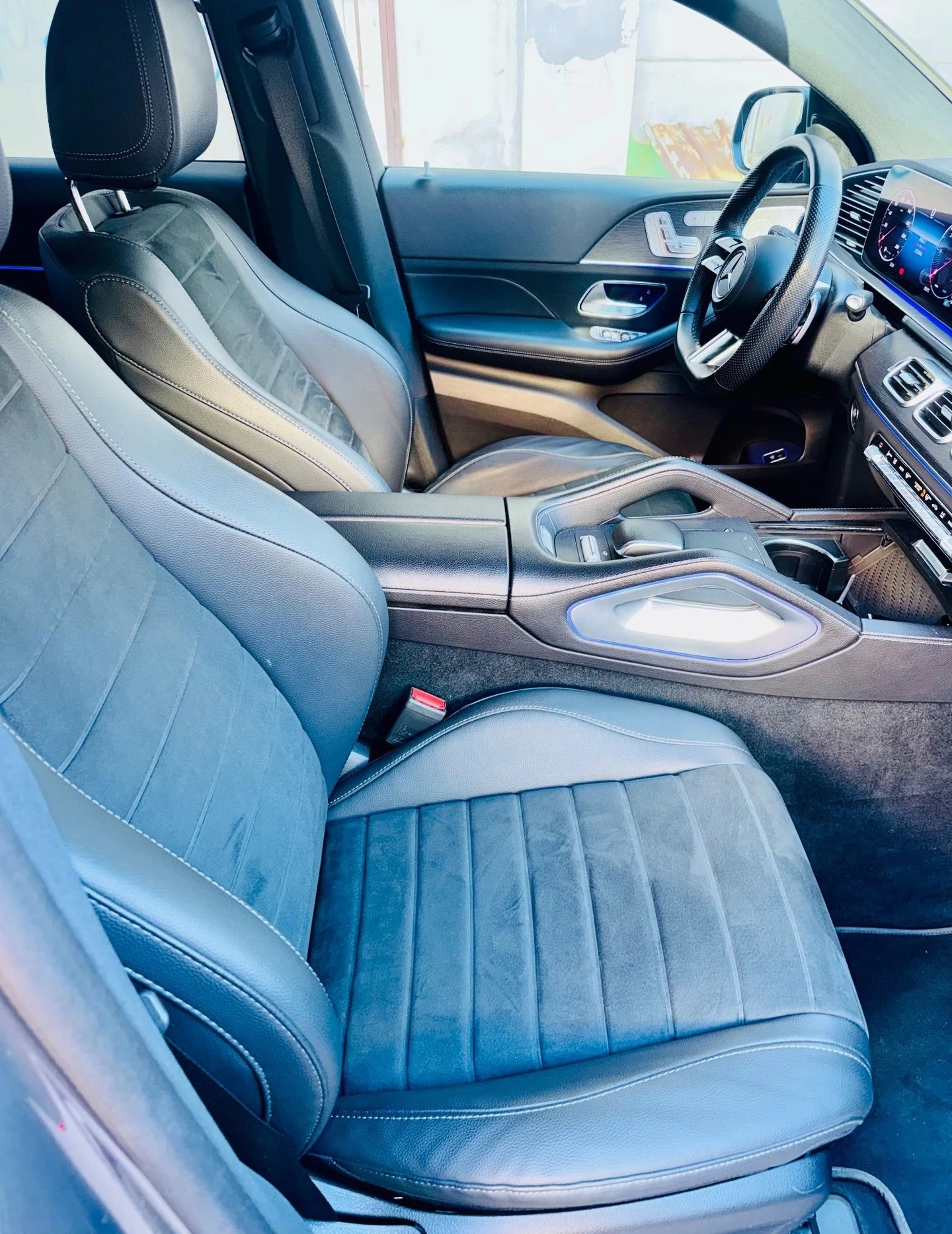 Mercedes-Benz GLE Coupe 300d 4MATIC AMG-Line, снимка 6 - Автомобили и джипове - 54123057