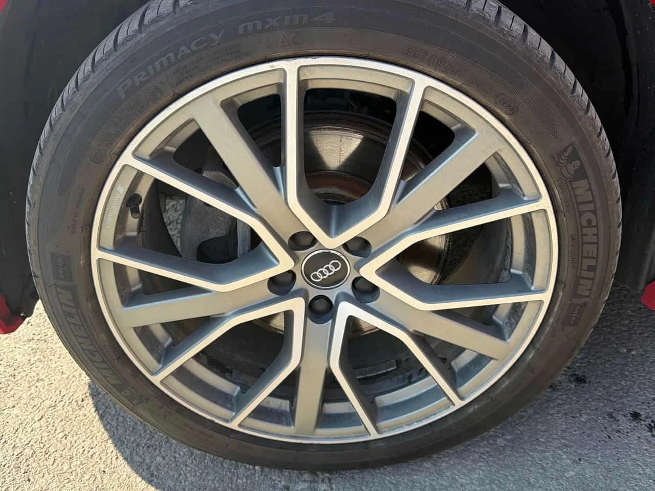 Audi Q3 Progressiv  CARFAX, снимка 7 - Автомобили и джипове - 54272958