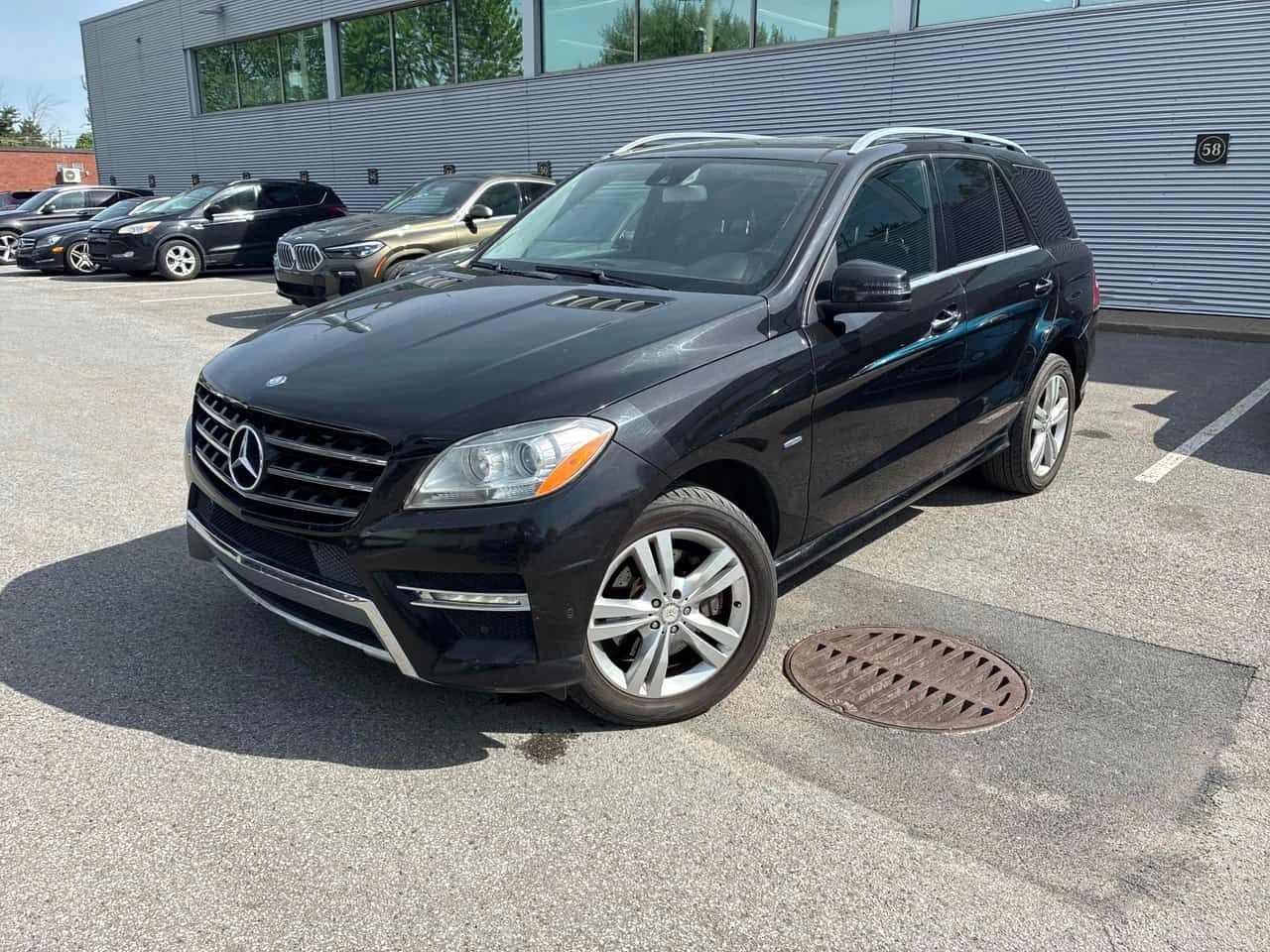 Mercedes-Benz ML 350 * BlueTEC * ГЛАВНО ПРЕДСТАВИТЕЛСТВО* ПАНОРАМА* , снимка 2 - Автомобили и джипове - 54759727