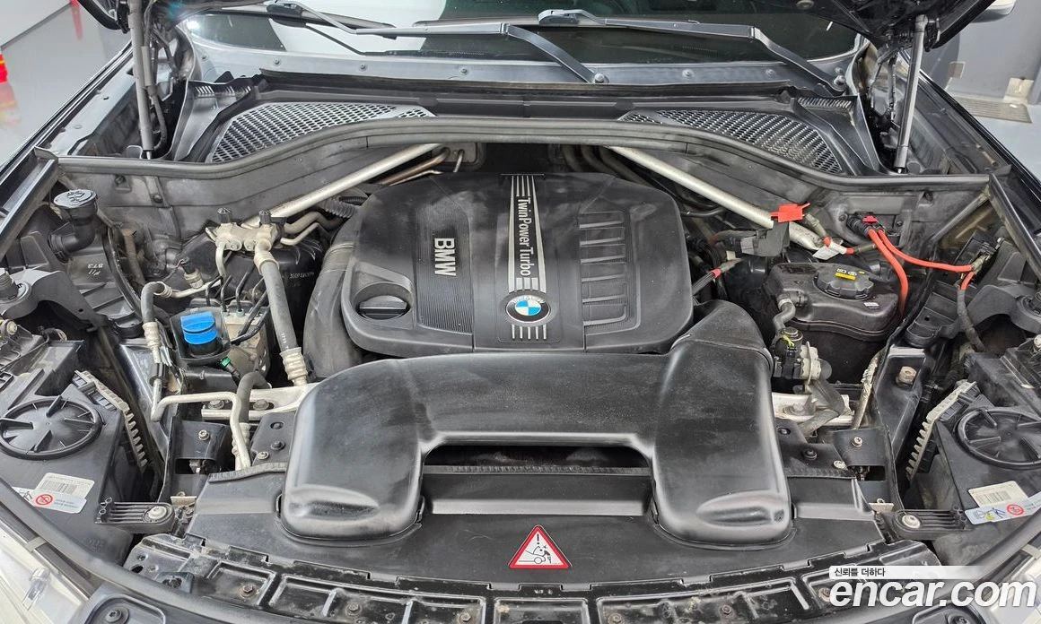 BMW X6 xDrive 40d, снимка 6 - Автомобили и джипове - 56157116