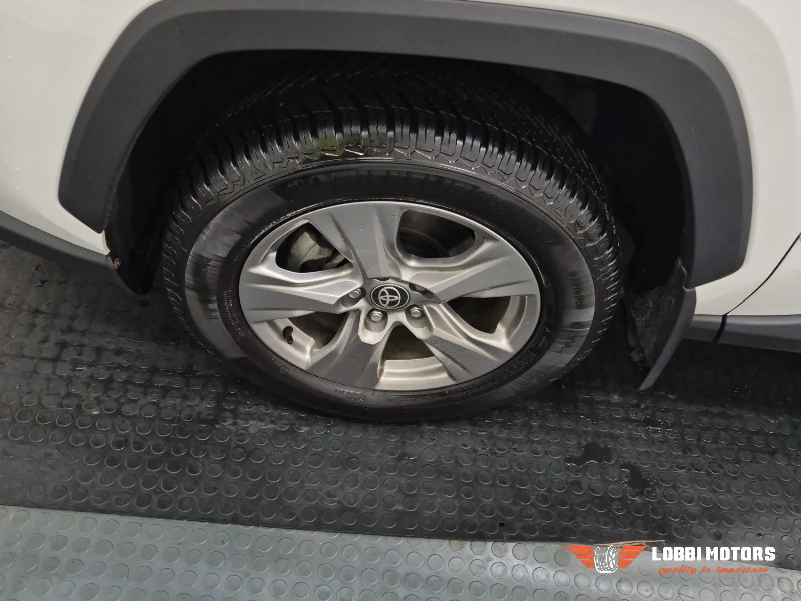 Toyota Rav4, снимка 6 - Автомобили и джипове - 56198327