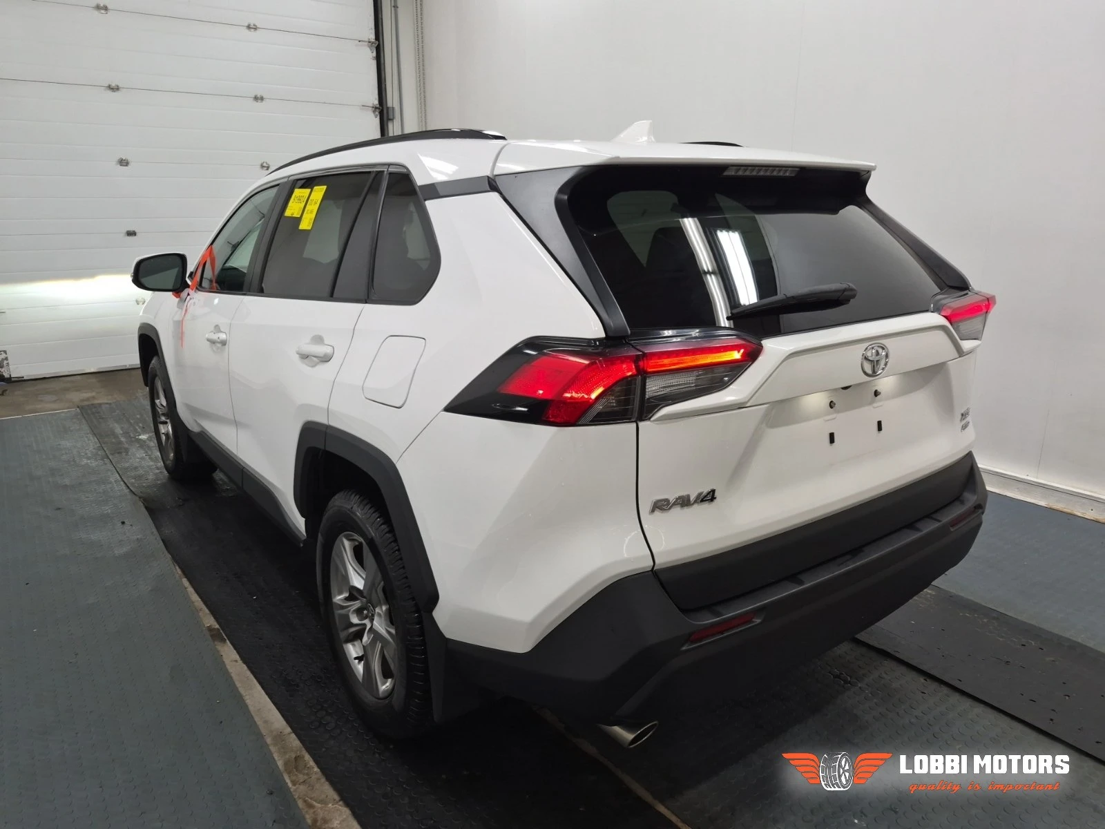 Toyota Rav4, снимка 4 - Автомобили и джипове - 56198327