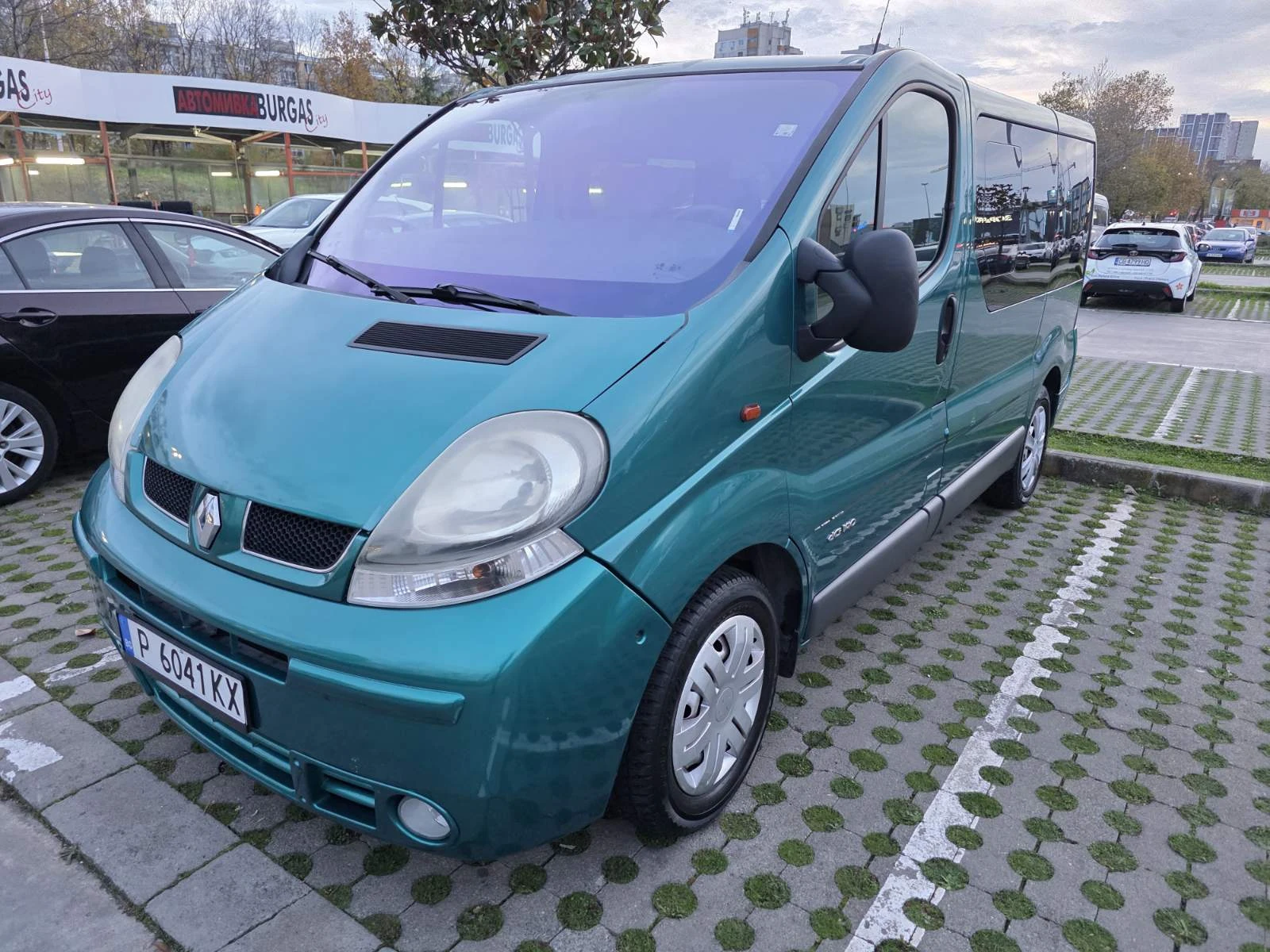 Renault Trafic 2.5 DCI - изображение 8