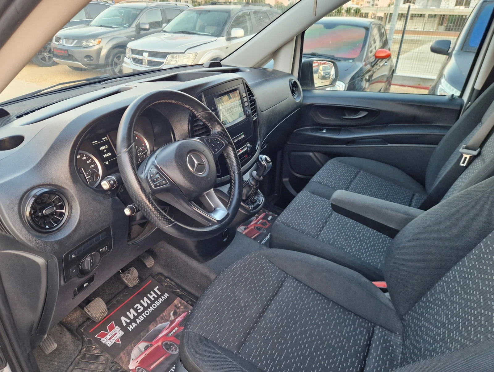 Mercedes-Benz Vito 29хил км / Регистриран / Обслужен / Лизинг /, снимка 10 - Бусове и автобуси - 55612725