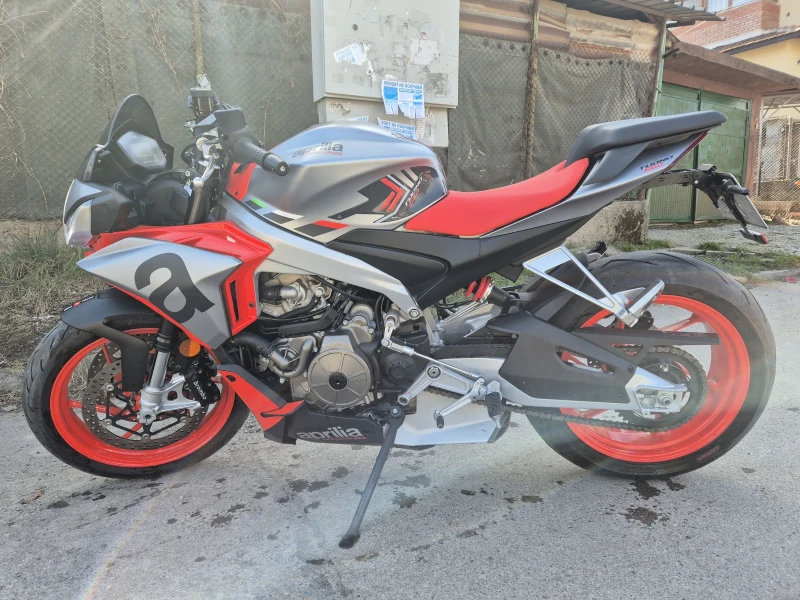 Aprilia Tuono, снимка 5 - Мотоциклети и мототехника - 51896045